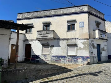 Moradia T4 para Venda em Ponte de Sor, Tramaga e Vale de Açor