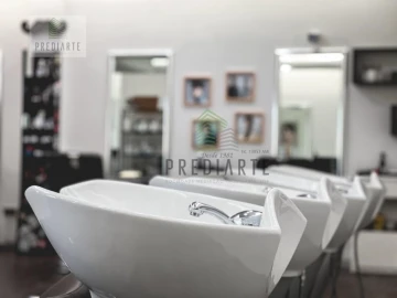 Loja para Venda em Santa Marinha e São Pedro da Afurada