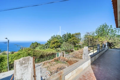 Moradia T4 para Venda em Funchal (Santa Maria Maior)