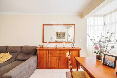 Apartamento T3 para Venda em Massamá e Monte Abraão