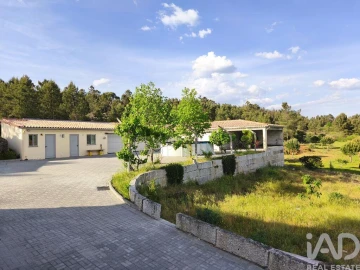 Quinta T5 para Venda em Figueiro da Granja