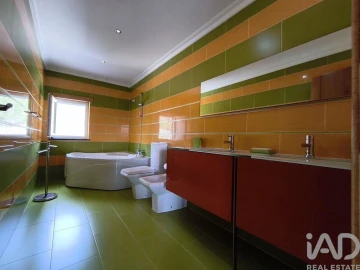 Quinta T5 para Venda em Figueiro da Granja