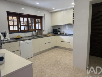 Moradia T4 para Venda em São João das Lampas e Terrugem
