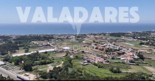 Terreno para Venda em Gulpilhares e Valadares