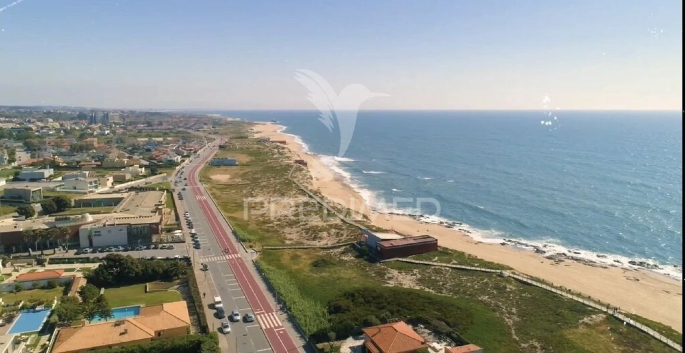 Terreno para Venda em Gulpilhares e Valadares Foto 11