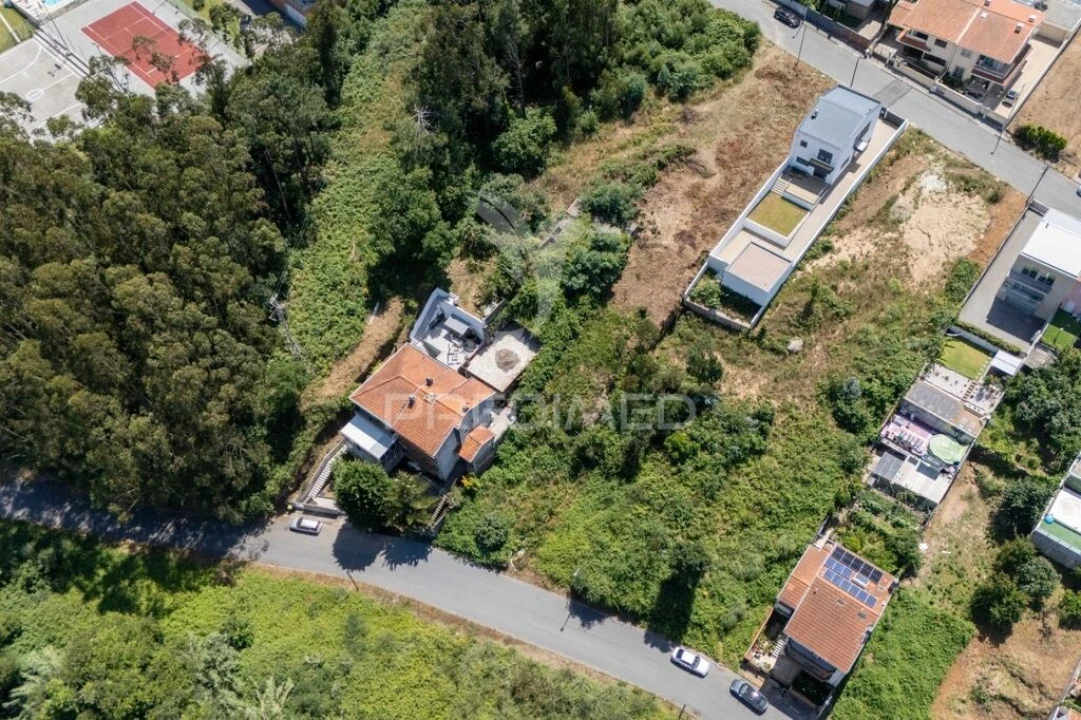 Terreno para Venda em Gulpilhares e Valadares Foto 6