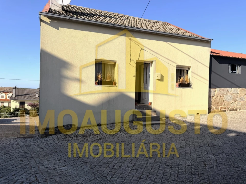 Moradia T2 para Venda em Agregação das Freguesias Sul de Pinhel Foto 1