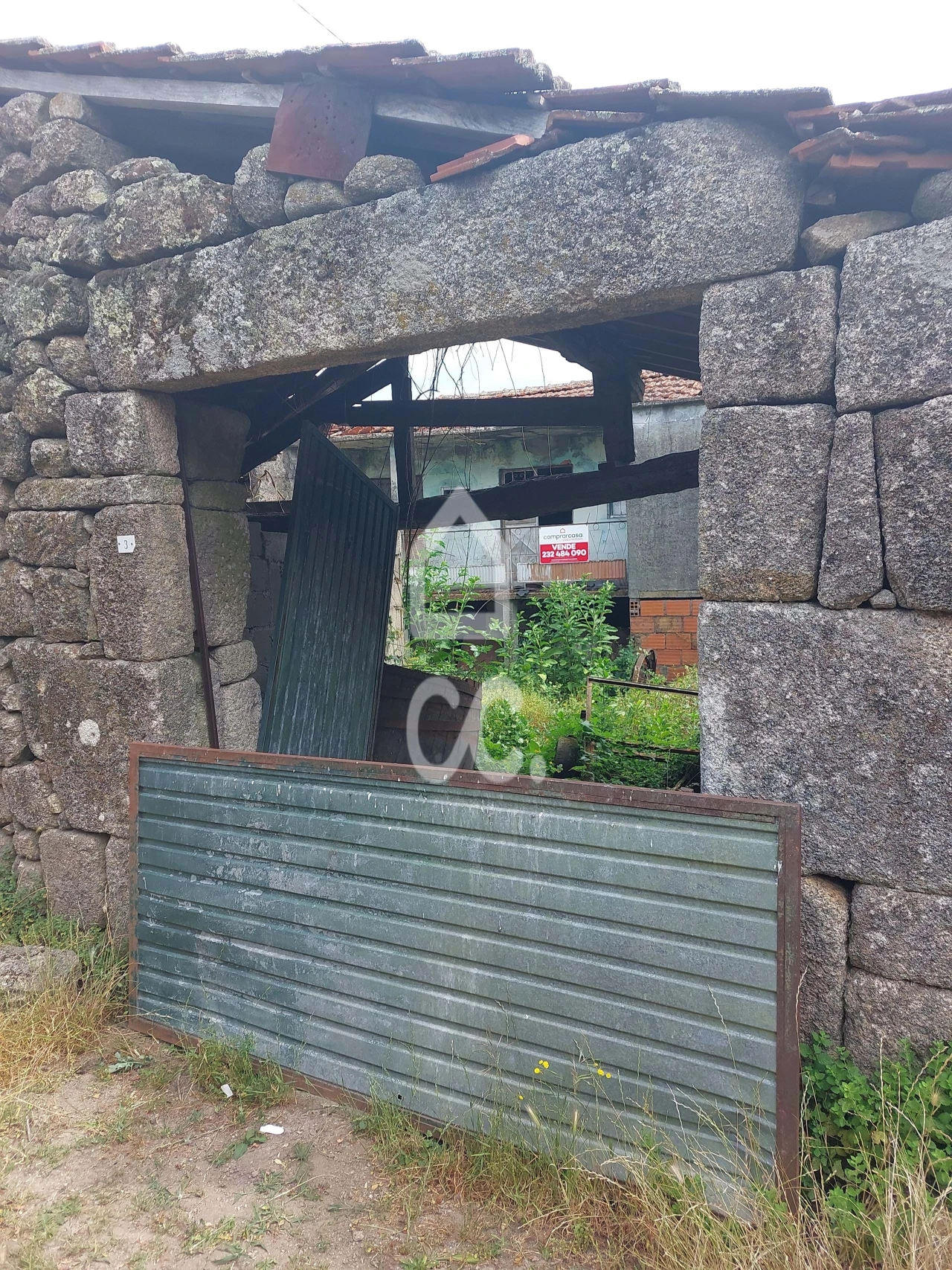 Terreno para Venda em Queirã Foto 10