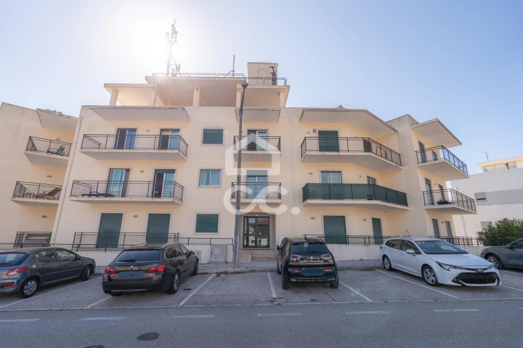 Apartamento T2 para Venda em Buarcos Foto 2