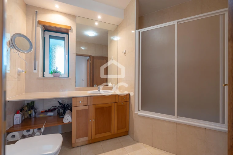 Apartamento T2 para Venda em Buarcos Foto 21