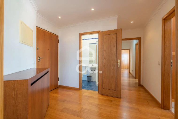 Apartamento T2 para Venda em Buarcos Foto 14