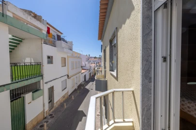 Moradia T3 para Arrendamento em Lagos (São Sebastião e Santa Maria)