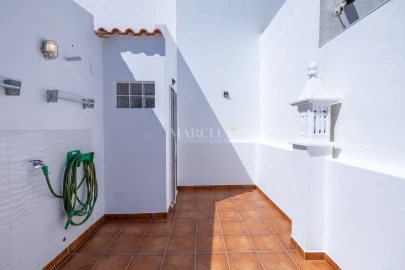 Moradia T3 para Arrendamento em Lagos (São Sebastião e Santa Maria)