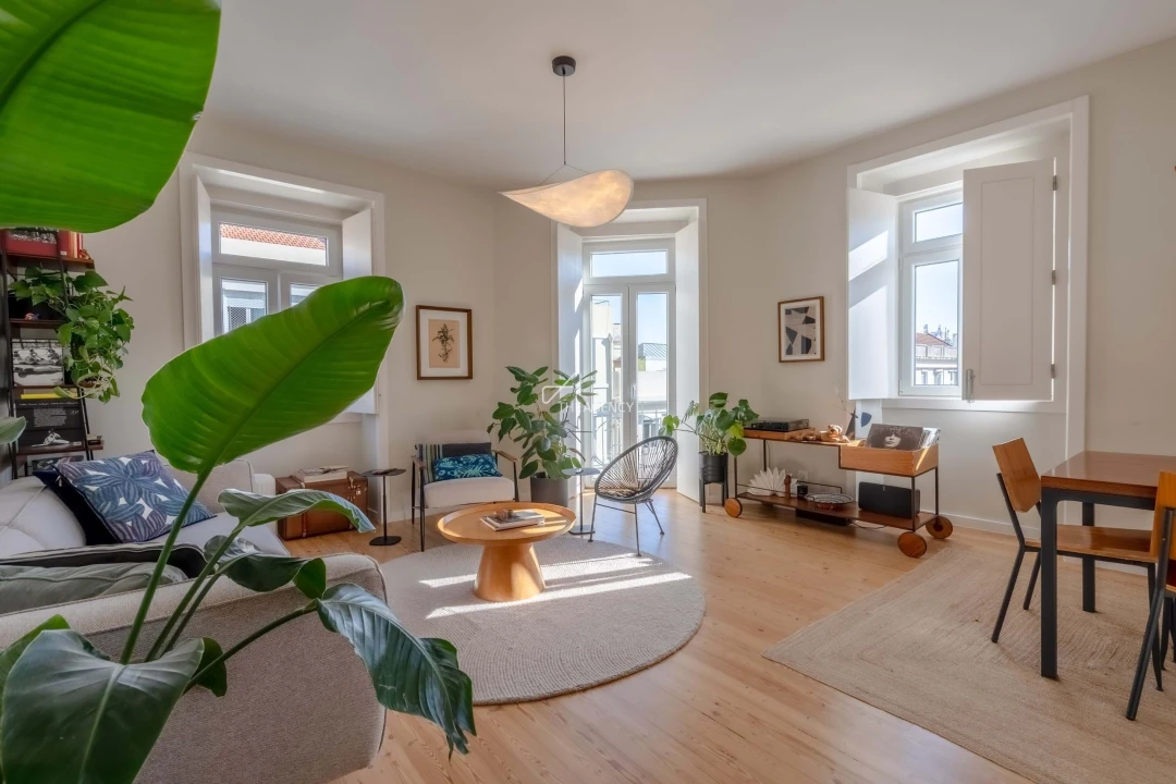 Apartamento T3 para Arrendamento em São Vicente Foto 2