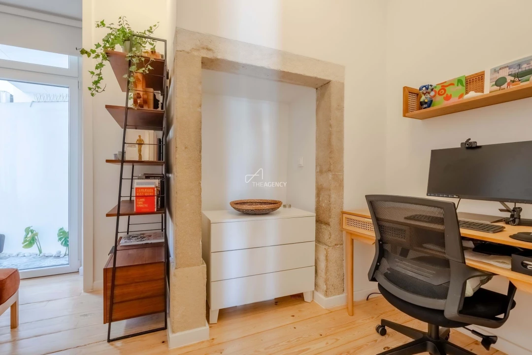 Apartamento T3 para Arrendamento em São Vicente Foto 21