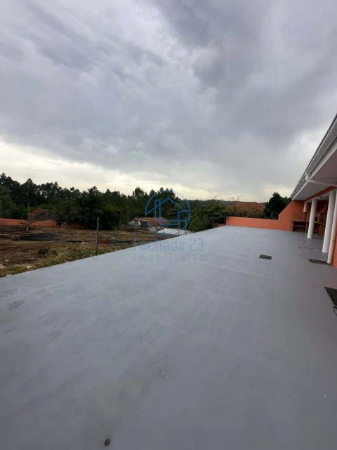 Moradia T3 para Venda em Canedo