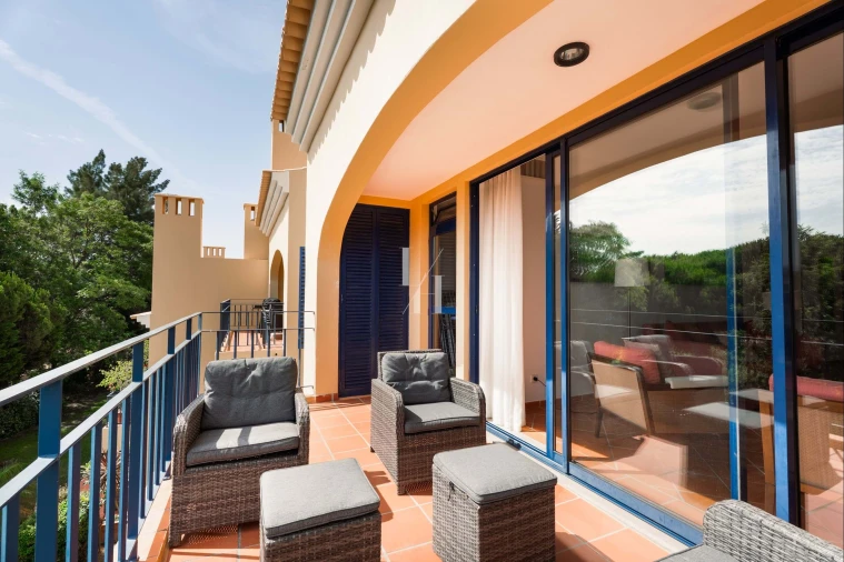 Apartamento T2 para Venda em Quarteira Foto 9
