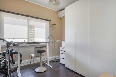 Moradia T2 para Venda em Carcavelos e Parede