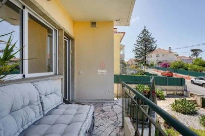 Moradia T2 para Venda em Carcavelos e Parede