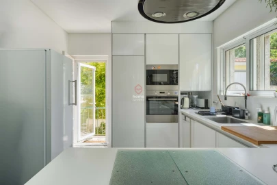 Moradia T2 para Venda em Carcavelos e Parede