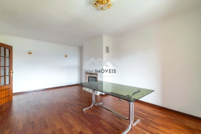 Apartamento T2 para Arrendamento em Rio Tinto