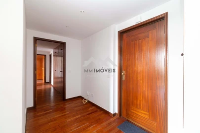 Apartamento T2 para Arrendamento em Rio Tinto