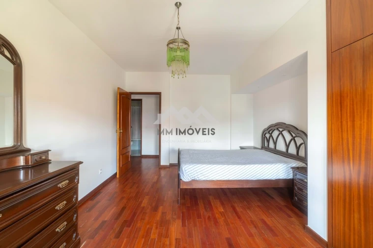 Apartamento T2 para Arrendamento em Rio Tinto Foto 12