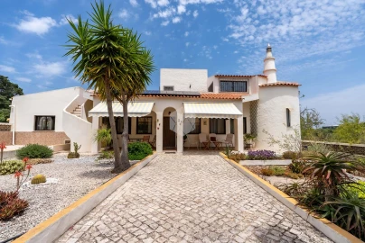 Moradia T4 para Venda em Silves