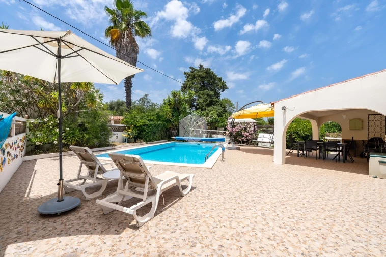 Moradia T4 para Venda em Silves Foto 11
