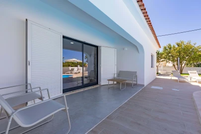 Moradia T7 para Venda em Albufeira e Olhos de Água