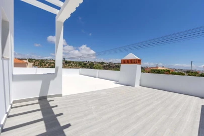 Moradia T7 para Venda em Albufeira e Olhos de Água