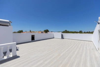 Moradia T7 para Venda em Albufeira e Olhos de Água
