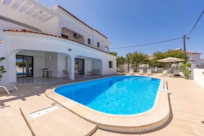 Moradia T7 para Venda em Albufeira e Olhos de Água