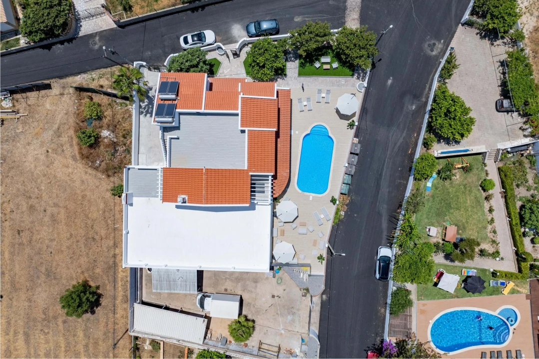 Moradia T7 para Venda em Albufeira e Olhos de Água Foto 80