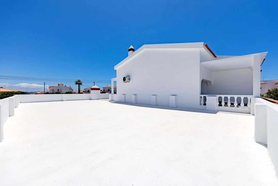 Moradia T7 para Venda em Albufeira e Olhos de Água Foto 75