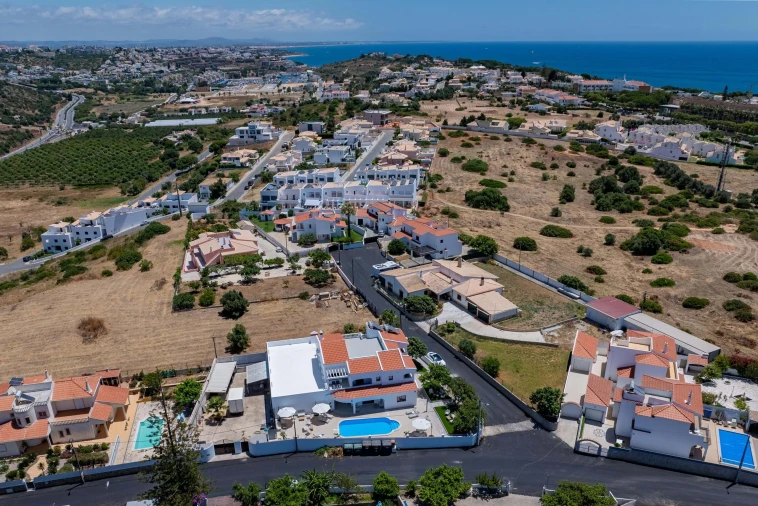 Moradia T7 para Venda em Albufeira e Olhos de Água Foto 83