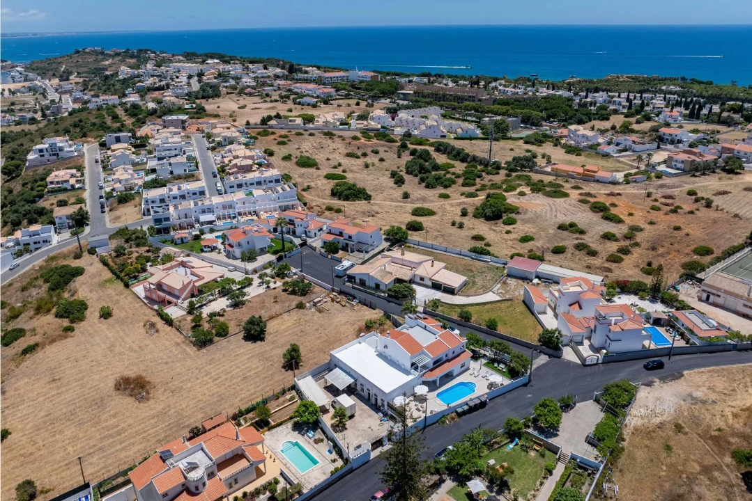 Moradia T7 para Venda em Albufeira e Olhos de Água Foto 86