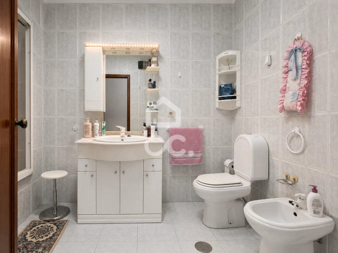 Apartamento T2 para Venda em Custoias Foto 12