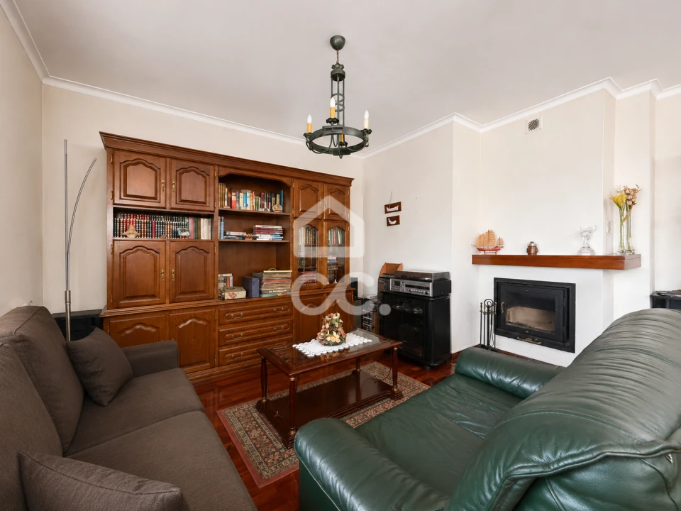 Apartamento T2 para Venda em Custoias Foto 3