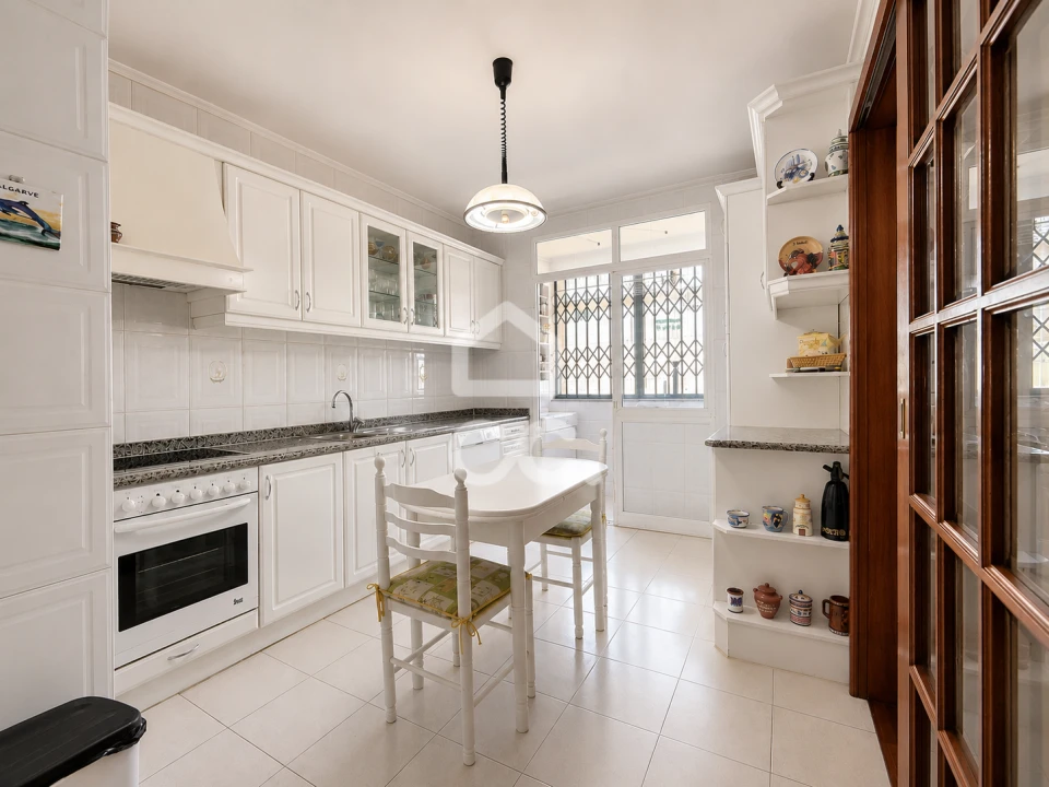 Apartamento T2 para Venda em Custoias Foto 8