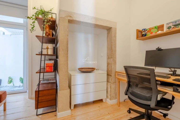 Apartamento T3 para Arrendamento em São Vicente Foto 21