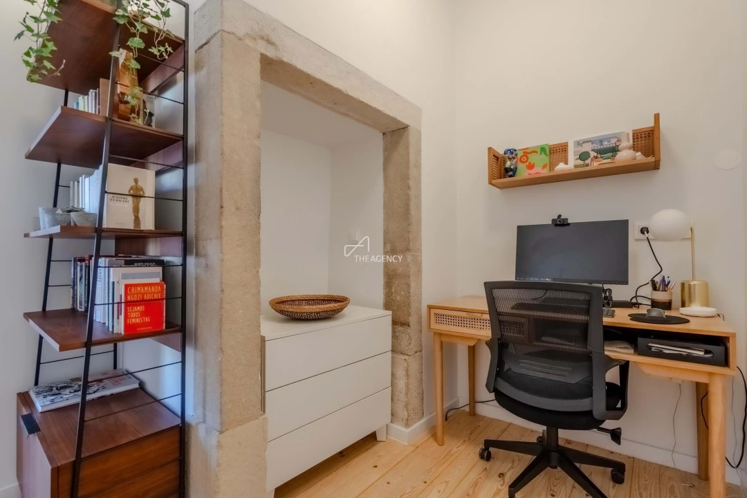 Apartamento T3 para Arrendamento em São Vicente Foto 23