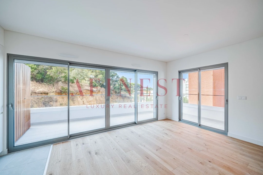 Apartamento T2 para Arrendamento em Seixal, Arrentela e Aldeia de Paio Pires Foto 8