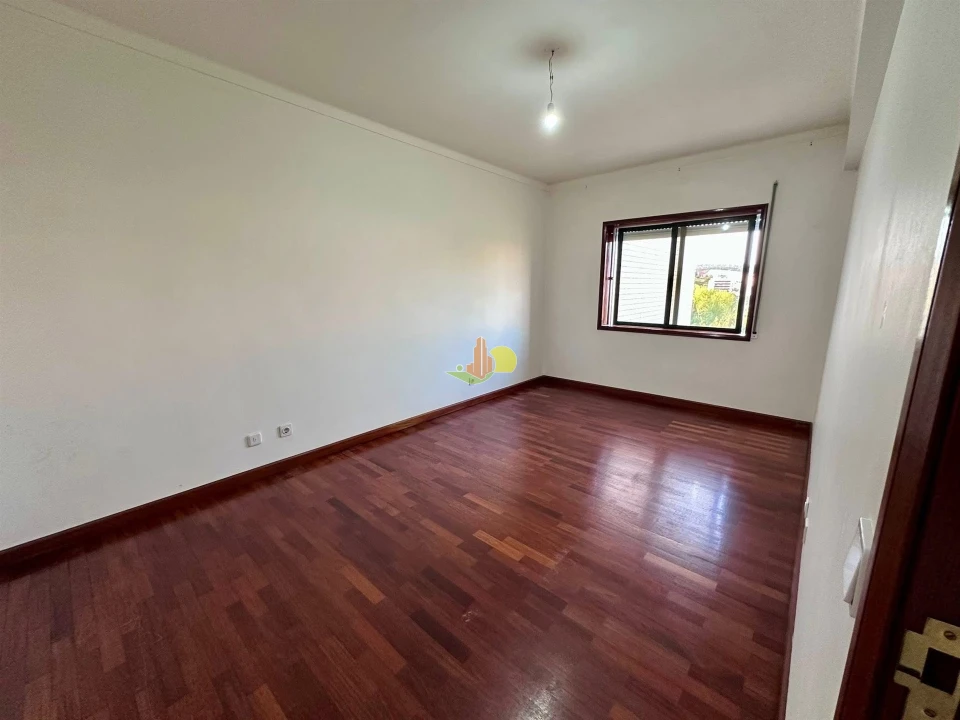 Apartamento T2 para Venda em Buarcos Foto 25