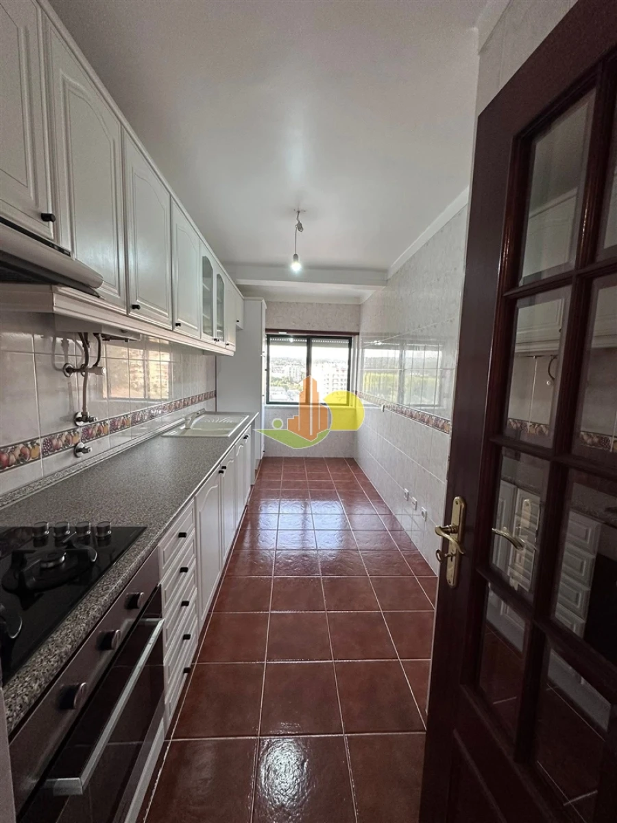 Apartamento T2 para Venda em Buarcos Foto 7