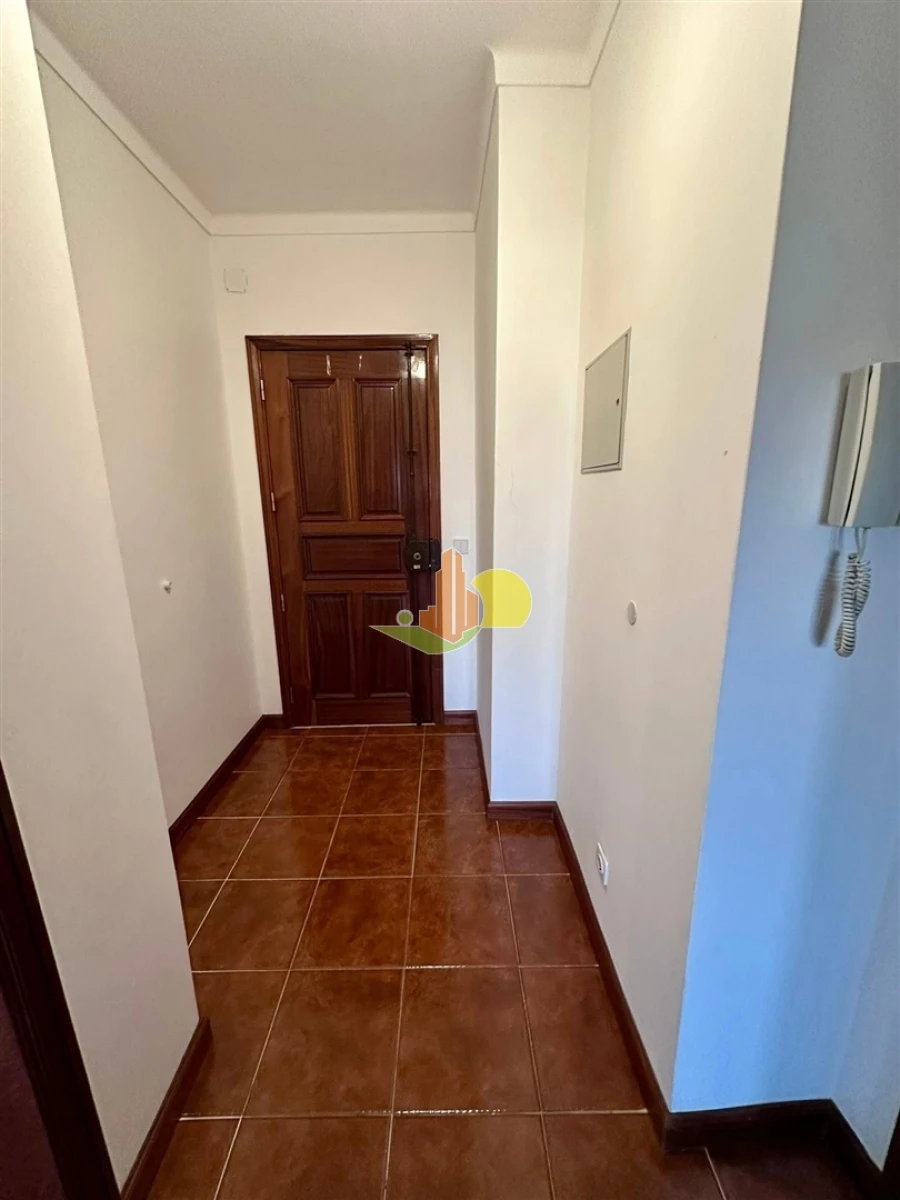 Apartamento T2 para Venda em Buarcos Foto 4