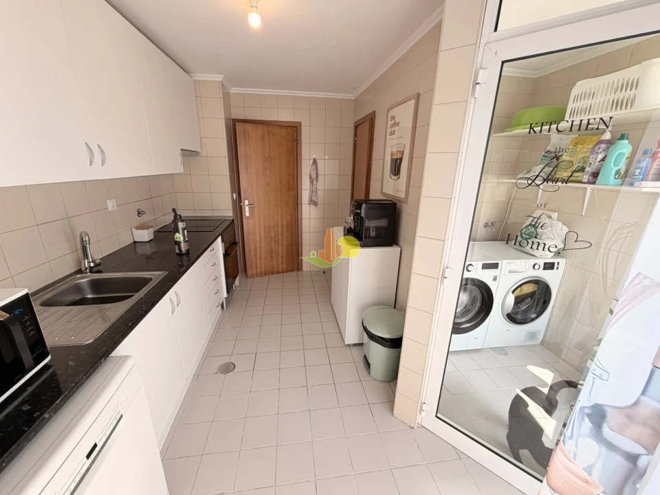 Apartamento T3 para Venda em Tavarede Foto 1