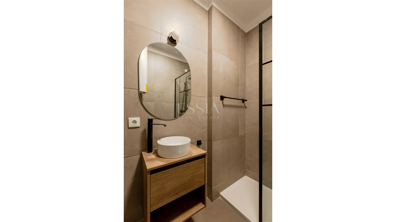 Apartamento T1 para Venda em Campanhã Foto 19