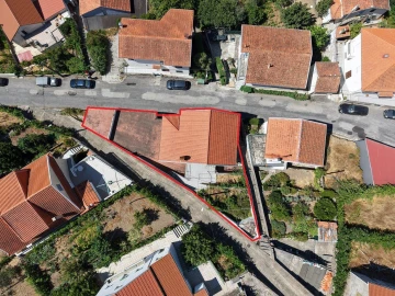 Moradia T5 para Venda em Sazes da Beira