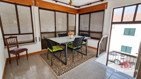 Moradia T5 para Venda em Sazes da Beira